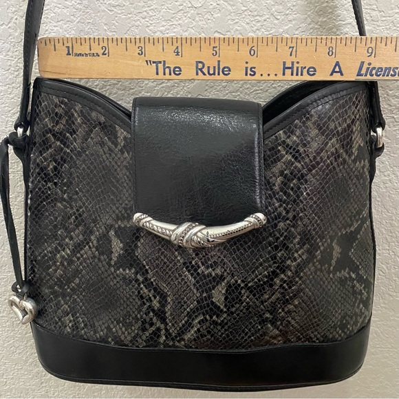 Vintage BRIGHTON Black Snakeskin Leather Adjustable Strap Shoulder Bag - Picture 5 of 16